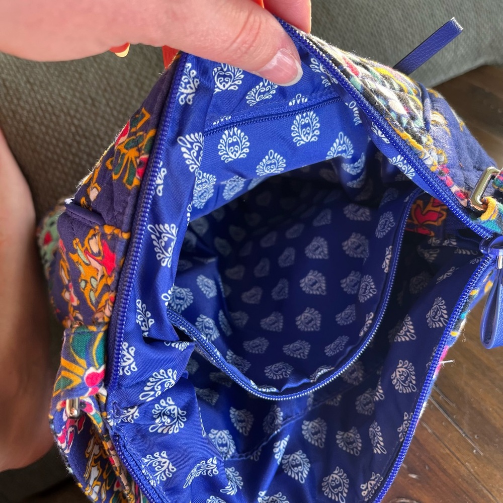 Vera Bradley Iconic Hipster Romantic Paisley Blue Quilted Crossbody Bag EUC - Picture 10 of 11